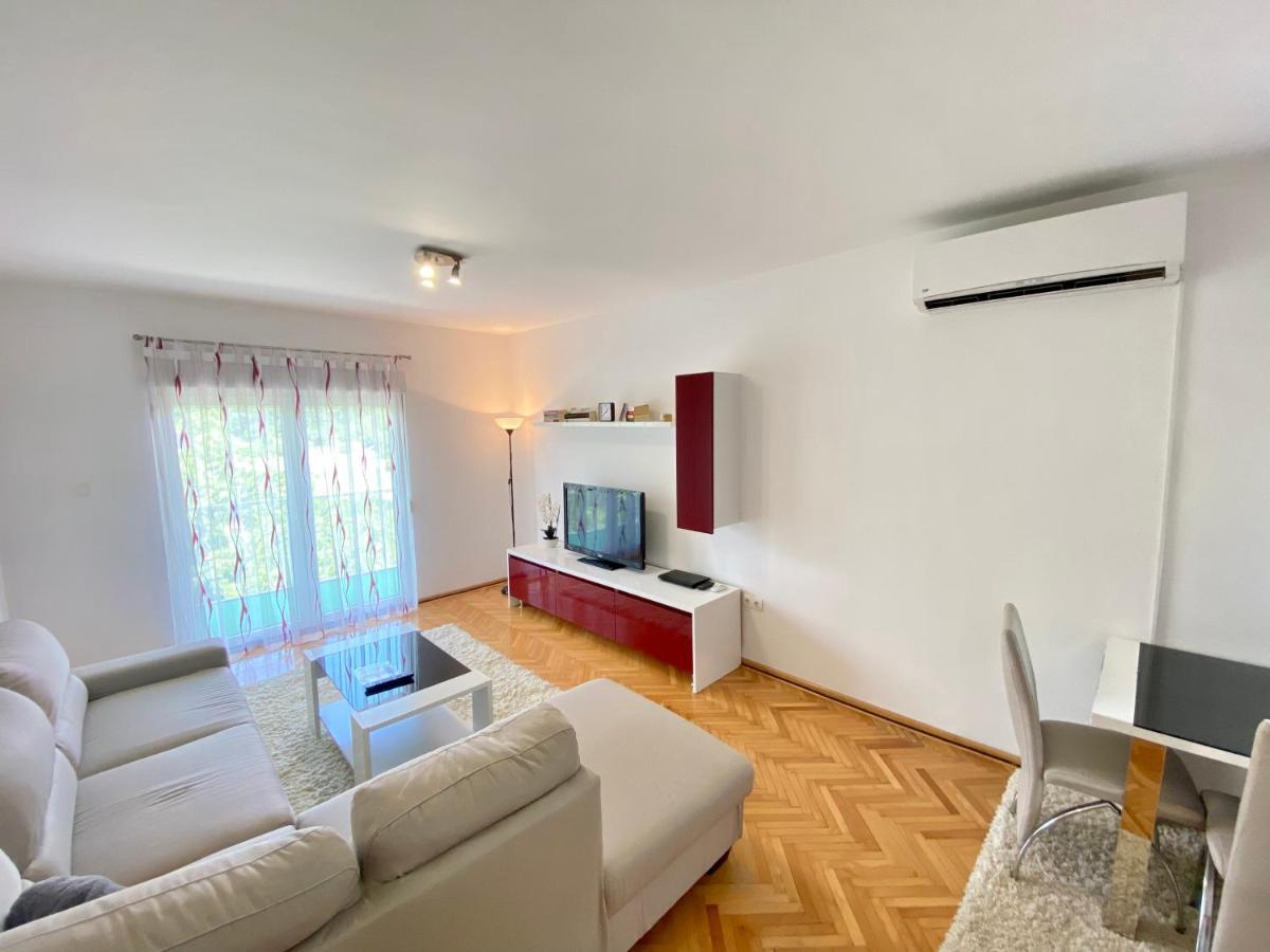 מוסטר Guest House Ivano מראה חיצוני תמונה